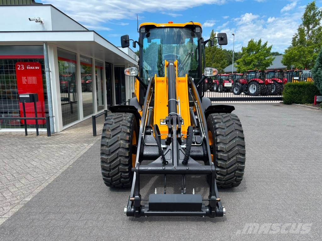 JCB 409 لوادر بعجل