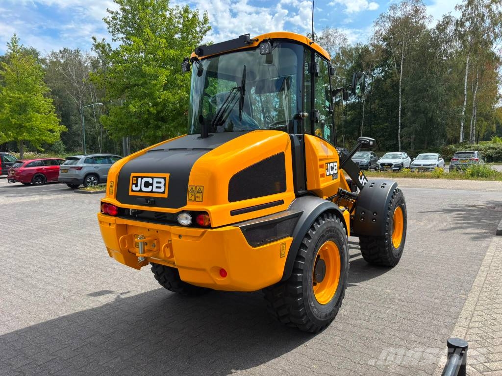 JCB 409 لوادر بعجل