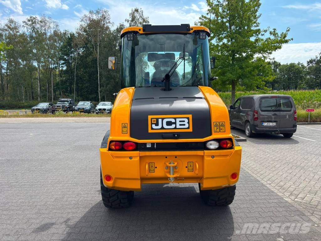 JCB 409 لوادر بعجل