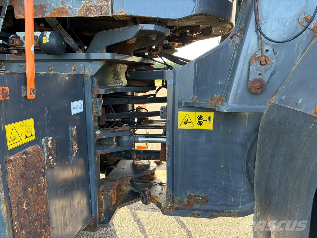 Doosan DL380-7 Kolesni nakladalci