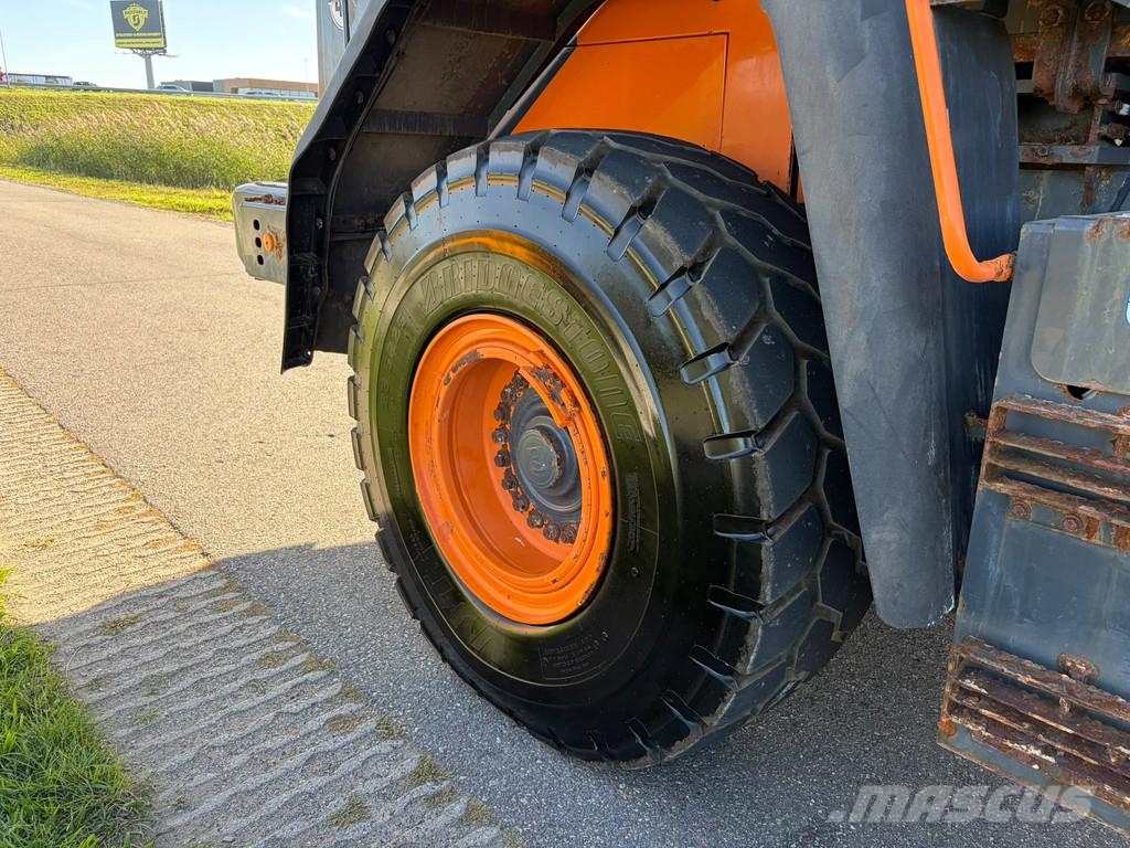 Doosan DL380-7 Kolesni nakladalci