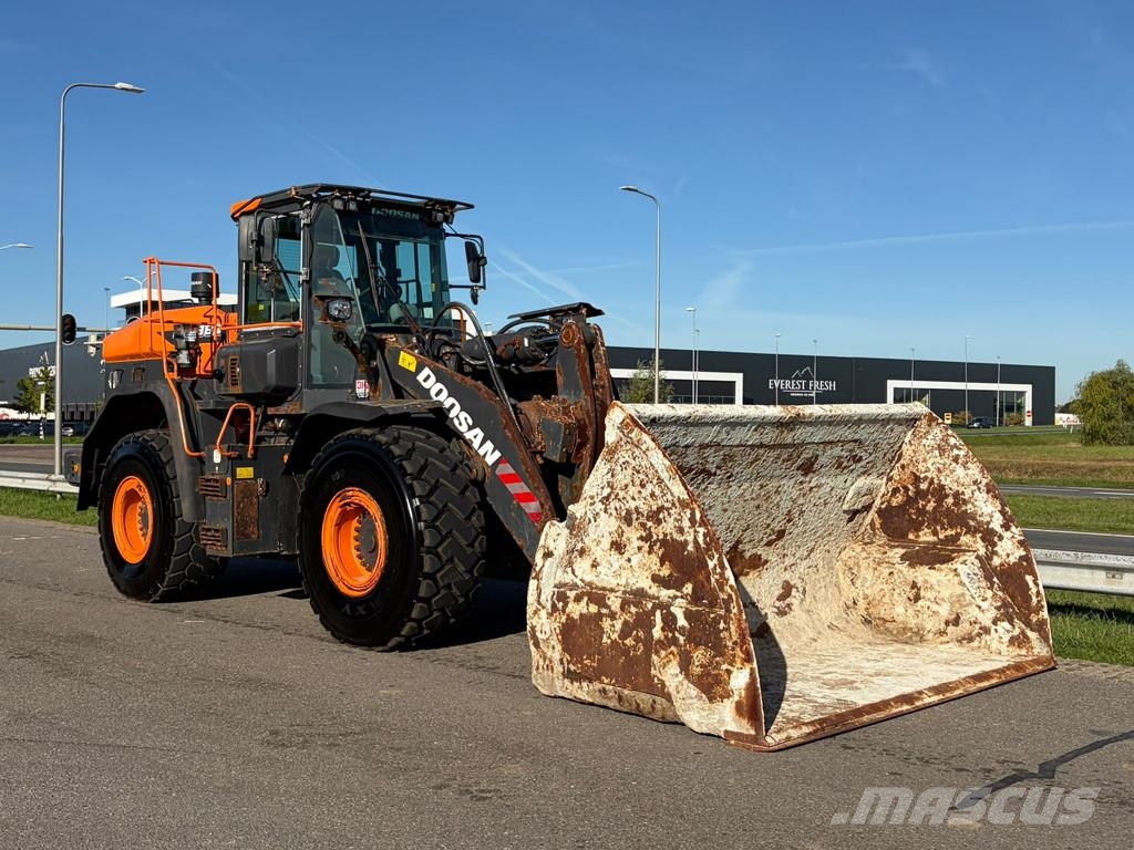 Doosan DL380-7 Kolesni nakladalci