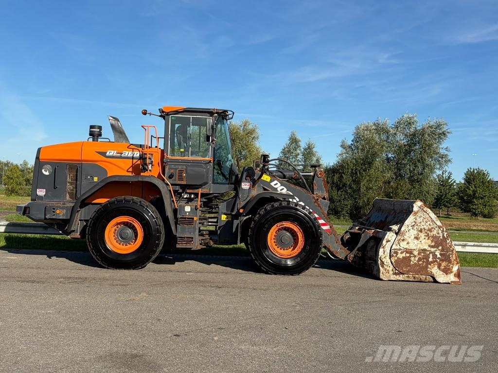 Doosan DL380-7 Kolesni nakladalci