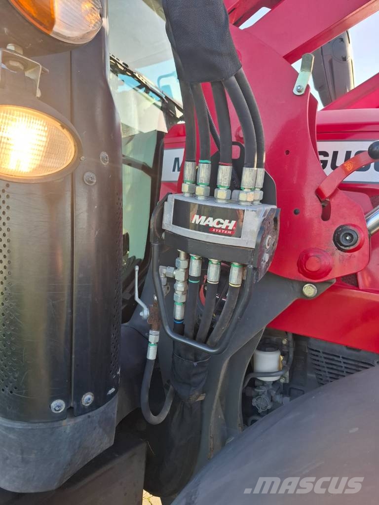 Massey Ferguson 6713S + FL Трактори