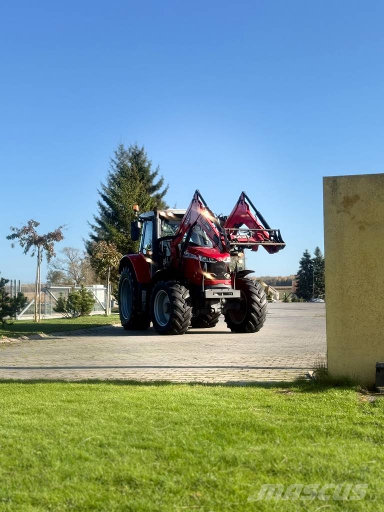 Massey Ferguson 6713S + FL Трактори