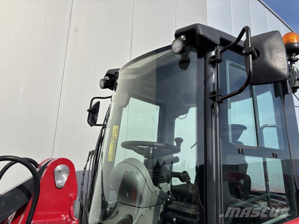 Yanmar V100 (Schaeff TL100) Kolesni nakladalci