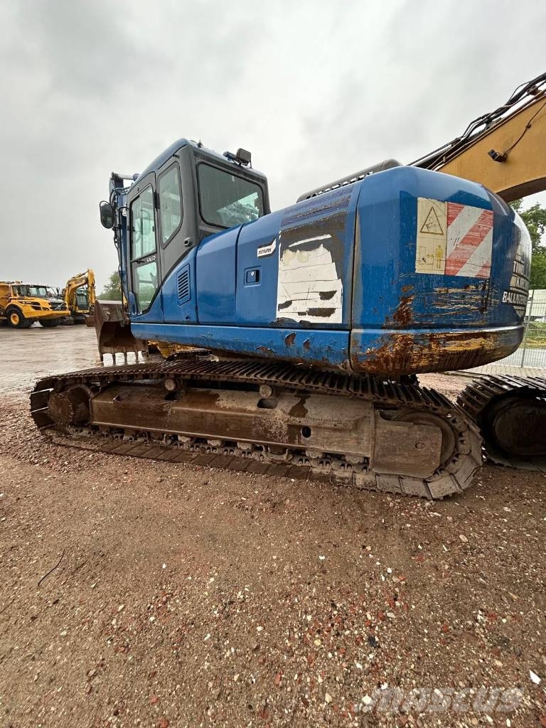Komatsu PC 210 LC-7 حفارات زحافة