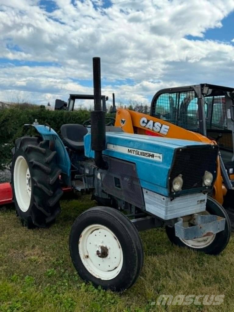 Mitsubishi D 3250 Traktoren