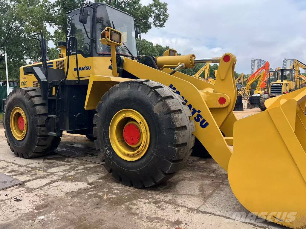 Komatsu WA 470-6 輪胎式裝載機