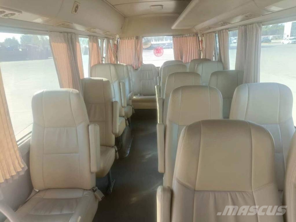 Toyota Coaster Bus Mikroautobusai