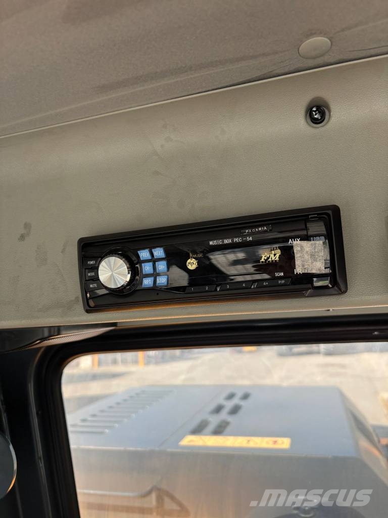 Hyundai R 245 LR (New / Non CE Certified) Escavatori a lunga portata