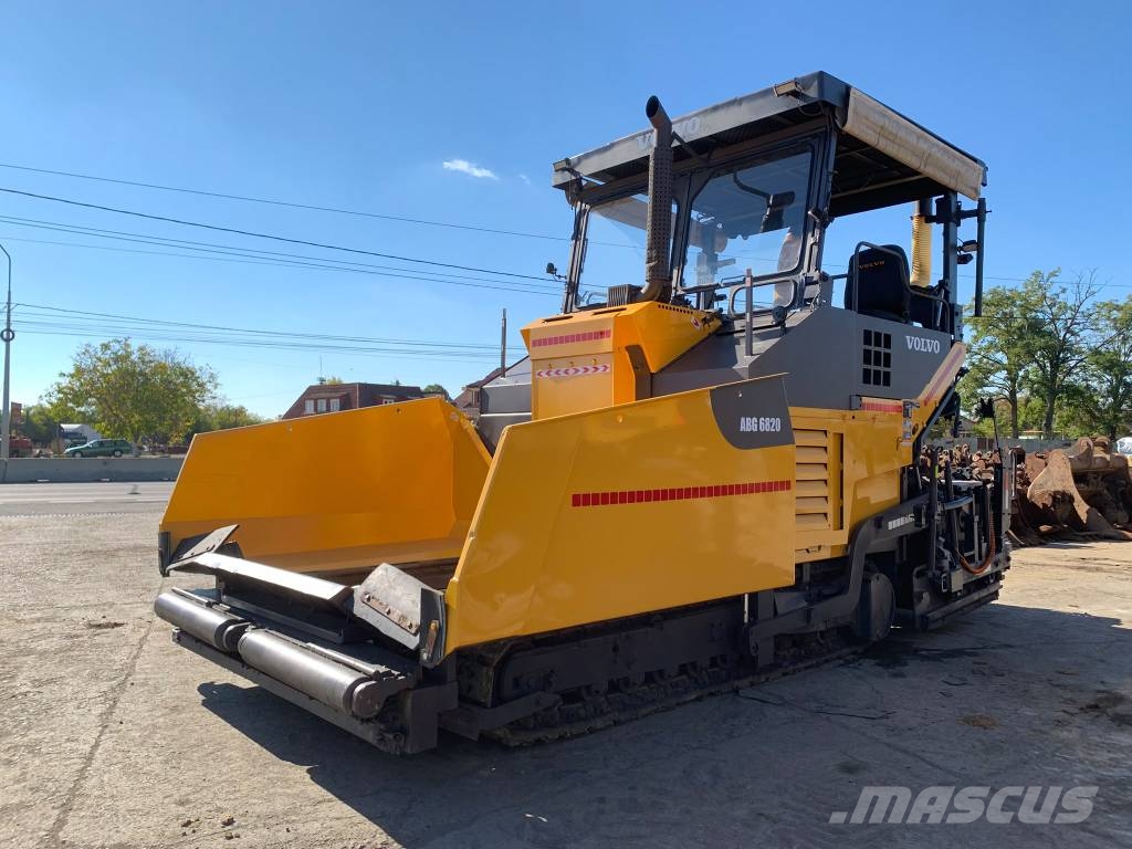 Volvo ABG 6820 Strassenfertiger