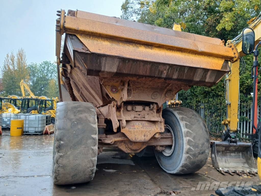 Bell B40E Articulated Haulers
