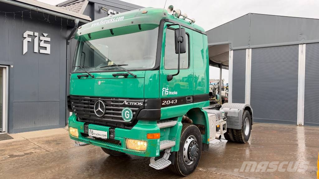Mercedes-Benz ACTROS 2043 AS 4x4 tractor unit - tipp hyd. Sattelzugmaschinen