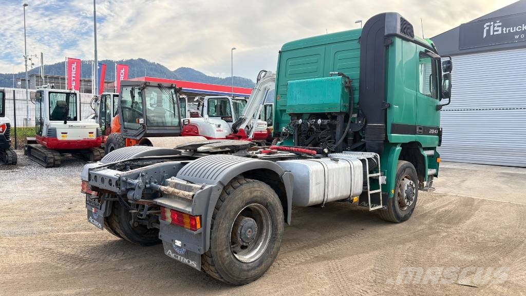 Mercedes-Benz ACTROS 2043 AS 4x4 tractor unit - tipp hyd. Тягачі