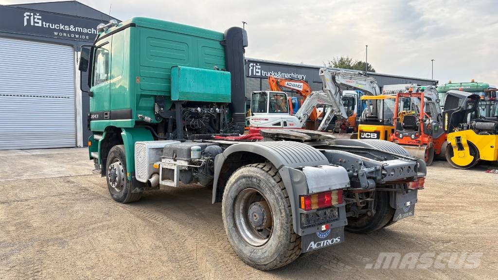 Mercedes-Benz ACTROS 2043 AS 4x4 tractor unit - tipp hyd. Тягачі