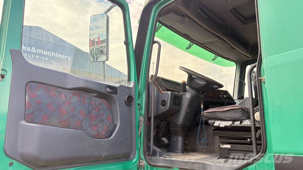 Mercedes-Benz ACTROS 2043 AS 4x4 tractor unit - tipp hyd. Тягачі