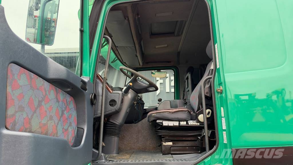 Mercedes-Benz ACTROS 2043 AS 4x4 tractor unit - tipp hyd. Sattelzugmaschinen