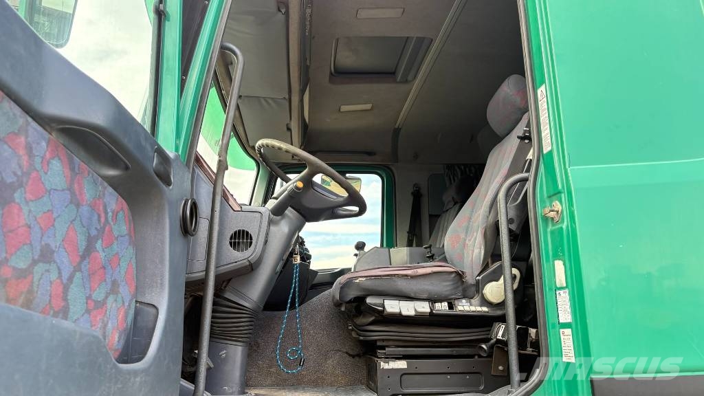 Mercedes-Benz ACTROS 2043 AS 4x4 tractor unit - tipp hyd. Тягачі