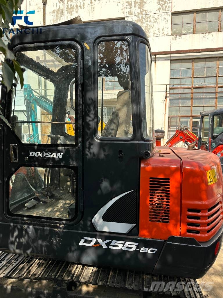 Doosan DX 55 Εκσκαφάκι (διαβολάκι) < 7t