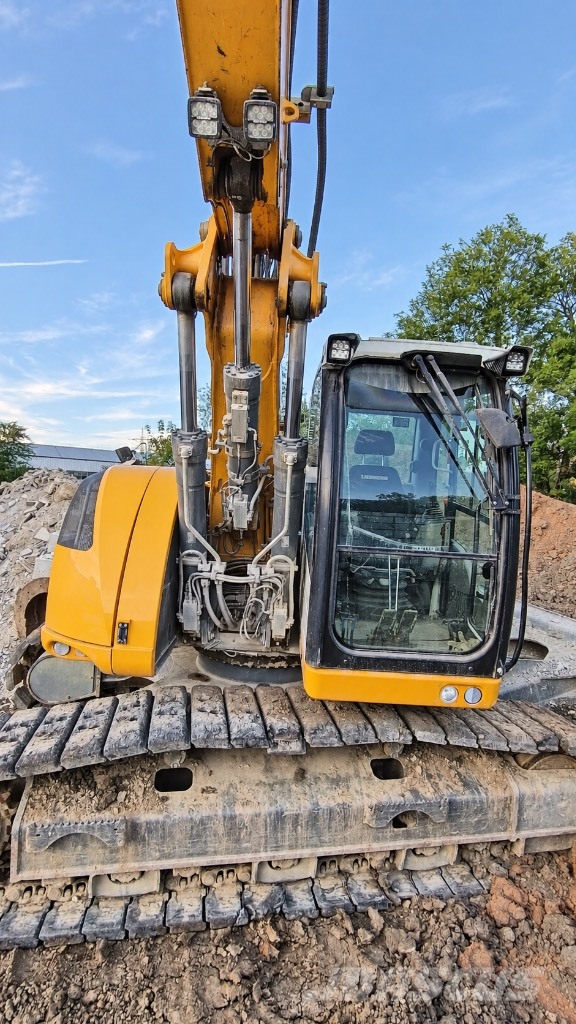 Liebherr R 920Compact Litronic Raupenbagger