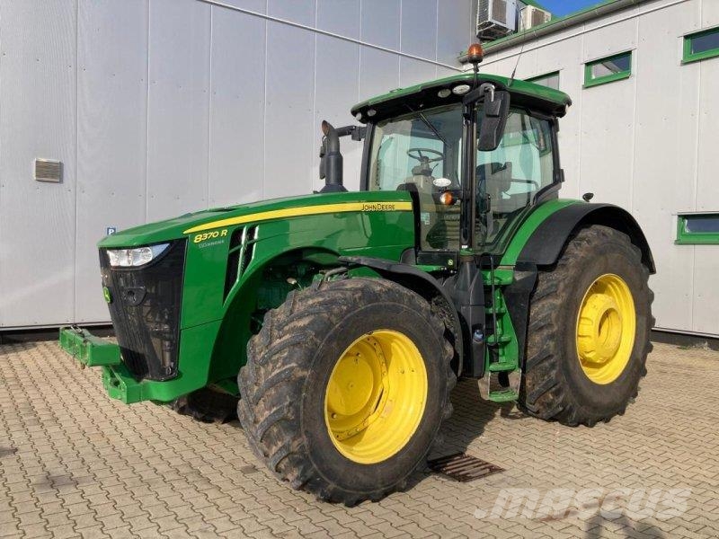 John Deere 8370R Traktorid