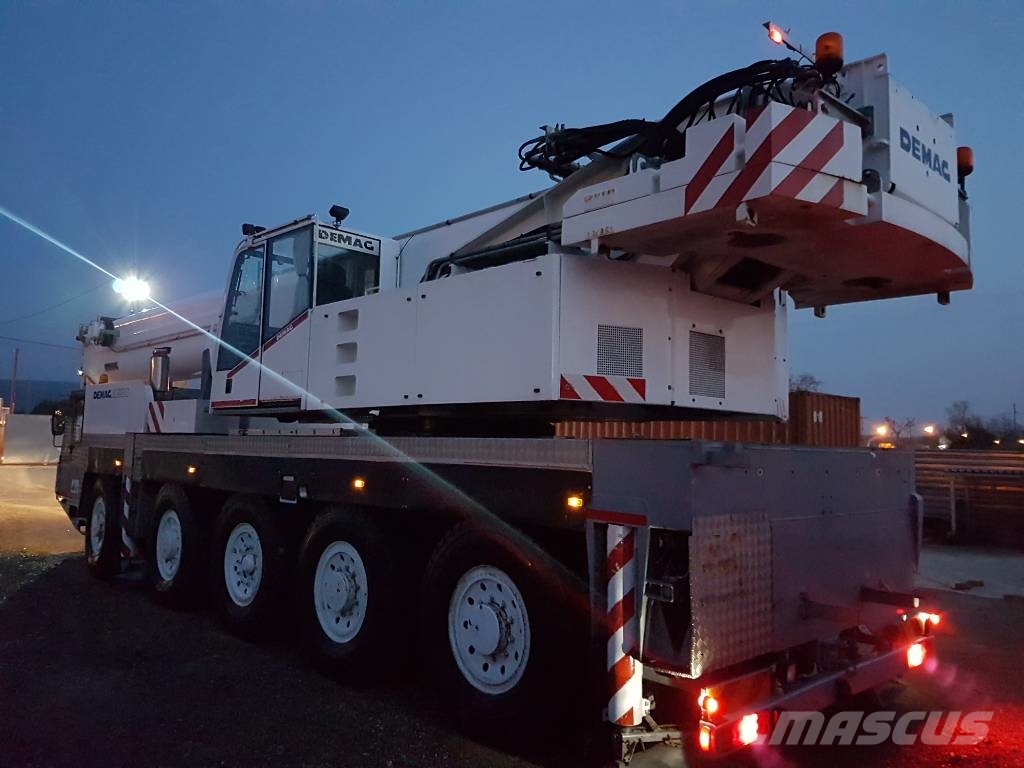 Demag AC 100 全路面起重機/吊車
