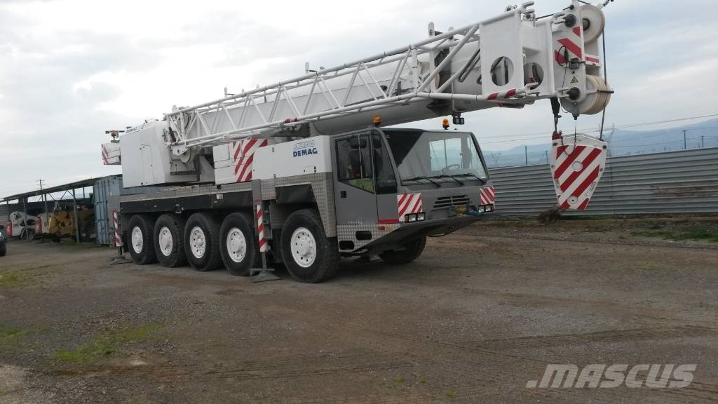 Demag AC 100 全路面起重機/吊車