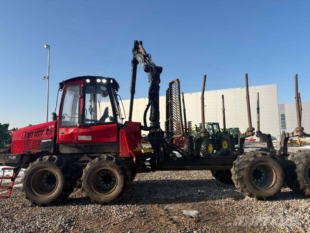 Komatsu 845 Forvarderi