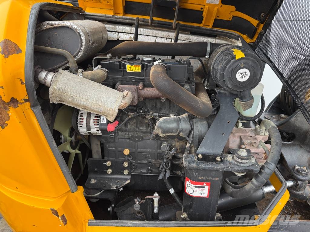 JCB 48Z-1 - Hammer Lines / Quick Coupler حفارات صغيرة أقل من 7 طن (حفارات صغيرة)
