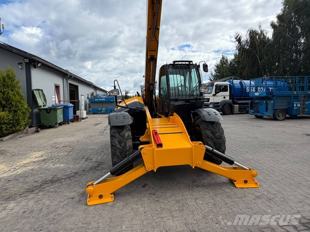 JCB 535-125 Verreikers
