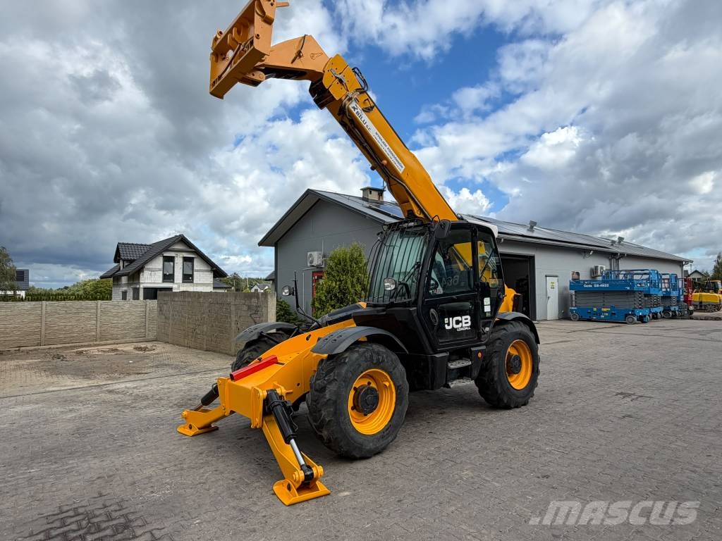 JCB 535-125 Verreikers