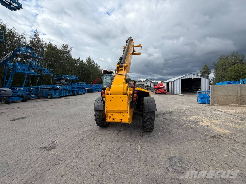 JCB 535-125 Verreikers