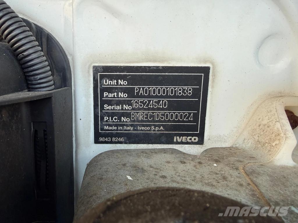Iveco EuroCargo ML 100E18W - Euro 5 - 4X4 - Bakwagen - D Bakwagens met gesloten opbouw