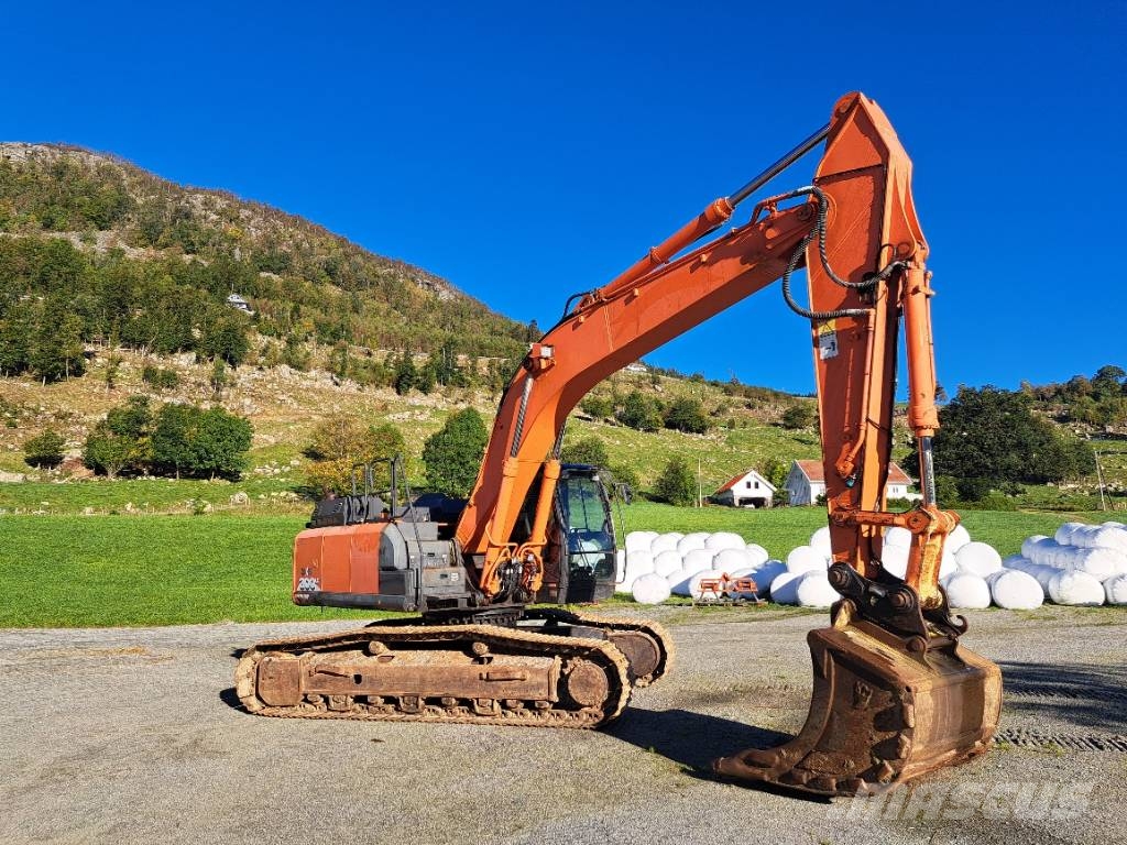 Hitachi ZX 300 LC-6 Beltegraver