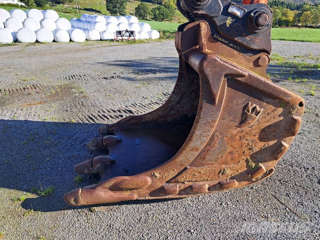 Hitachi ZX 300 LC-6 Beltegraver