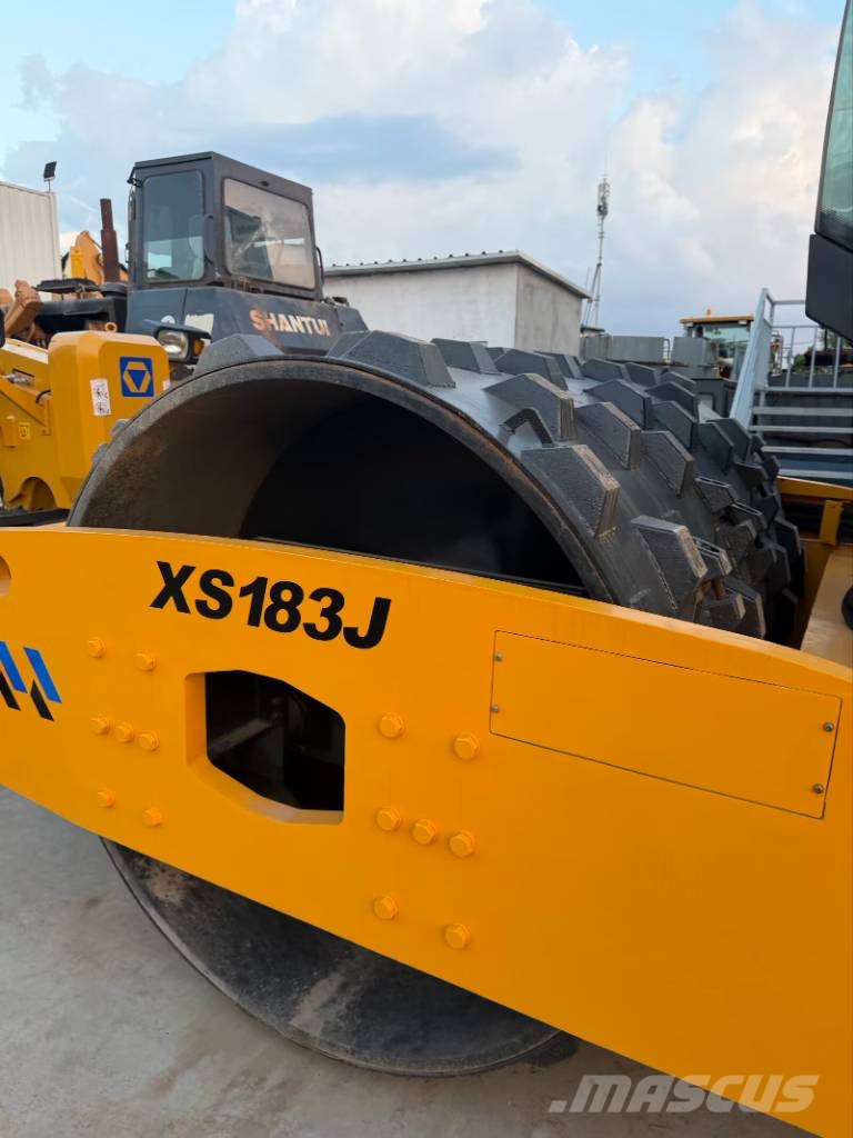 XCMG XS 183 J   the largest‑scale supplier 單輪滾壓機