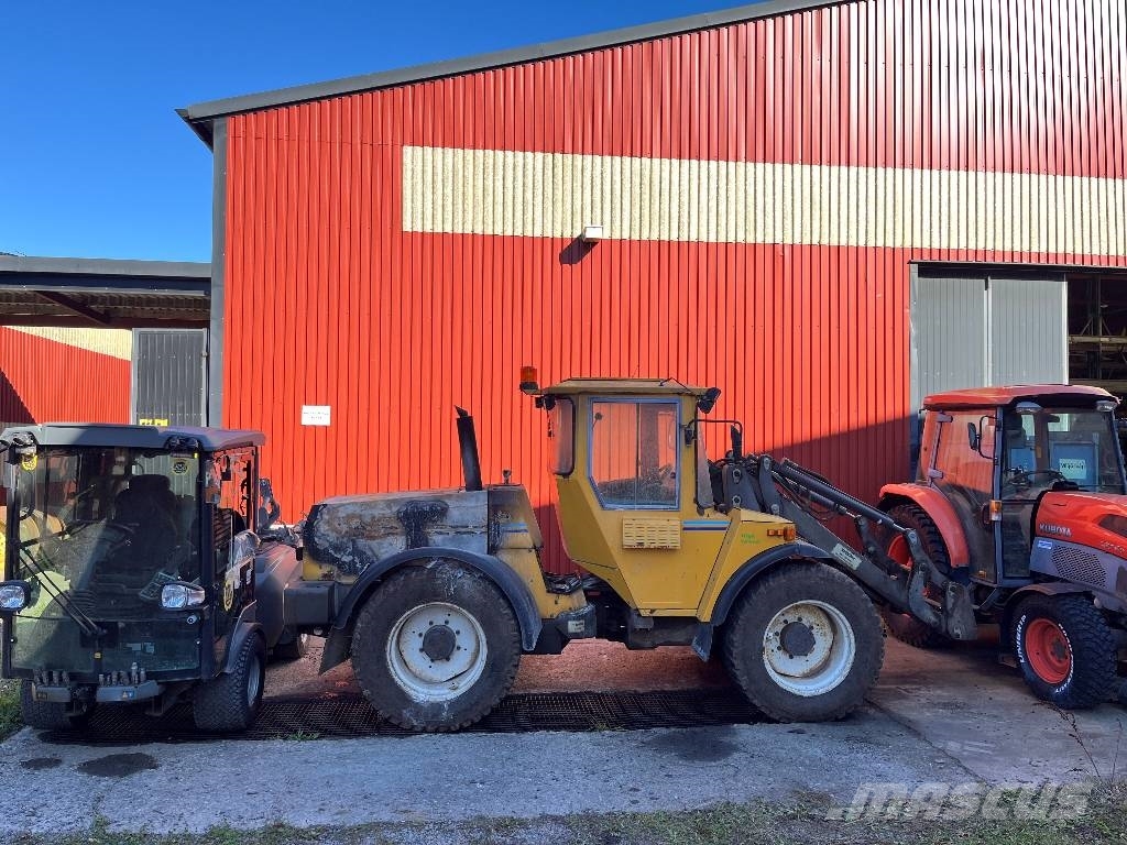 Lundberg 345T Dismantled. Only spare parts Chargeuse sur pneus