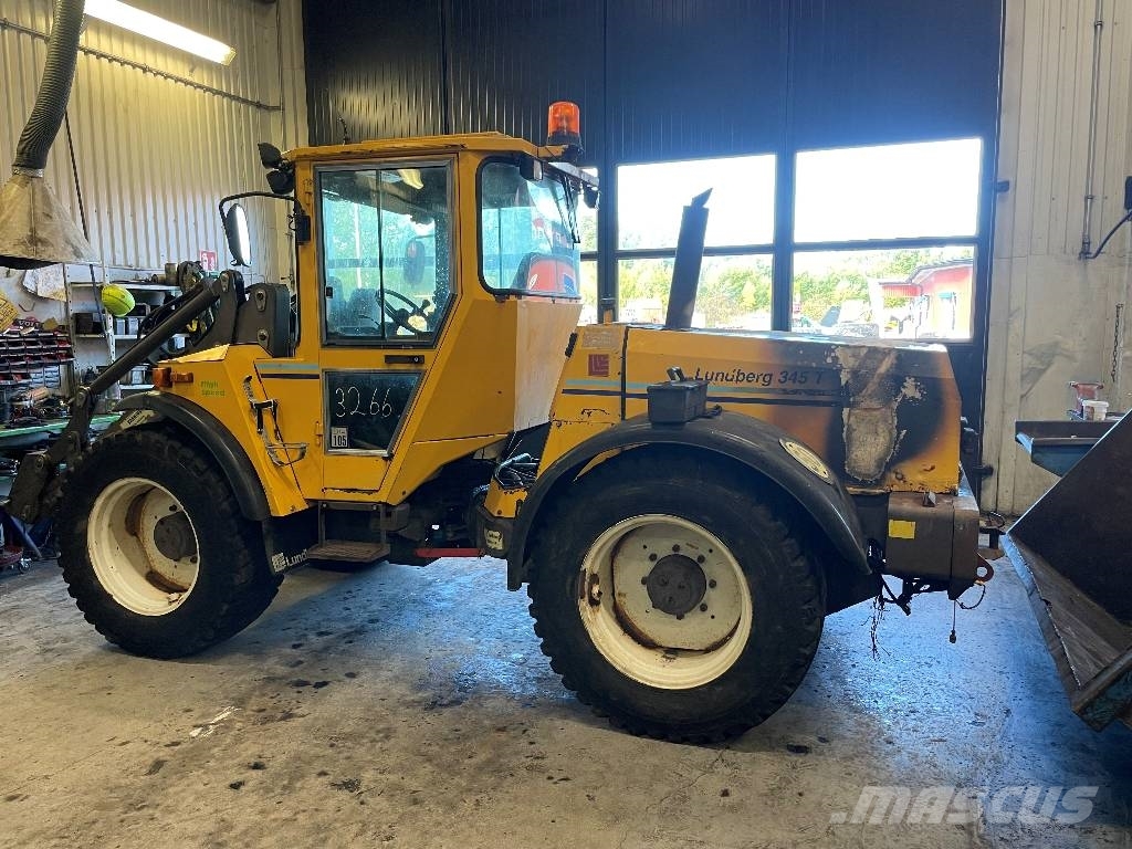 Lundberg 345T Dismantled. Only spare parts Chargeuse sur pneus