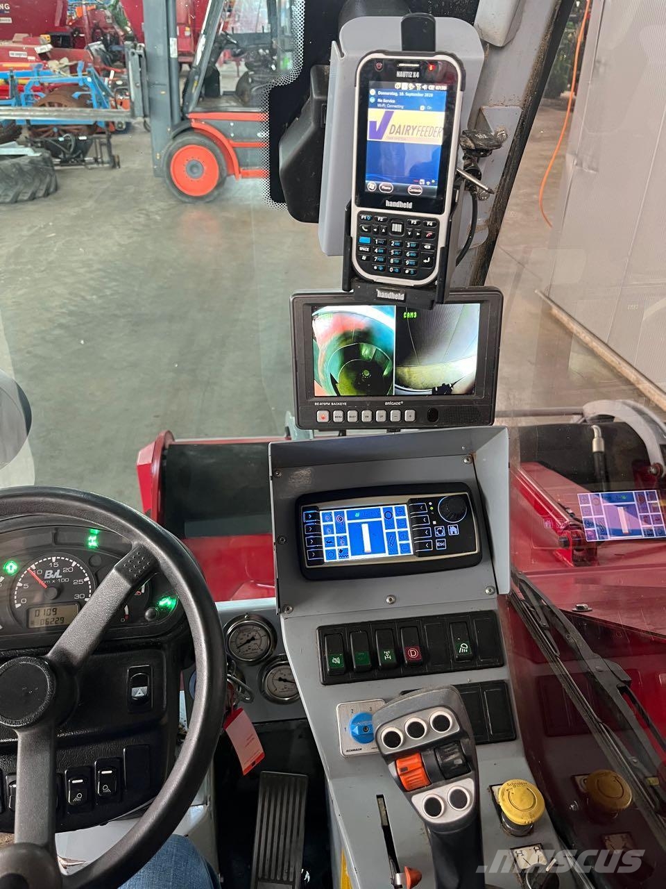 BvL - van Lengerich V-Mix Drive Maximus Plus 13N-1S Rehuvaunut
