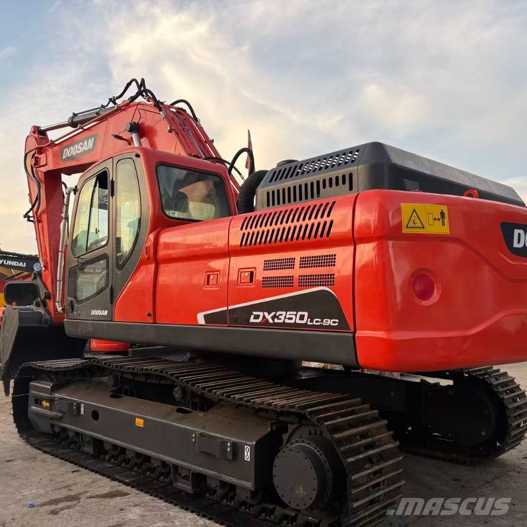 Doosan DX 350 LC Crawler excavators