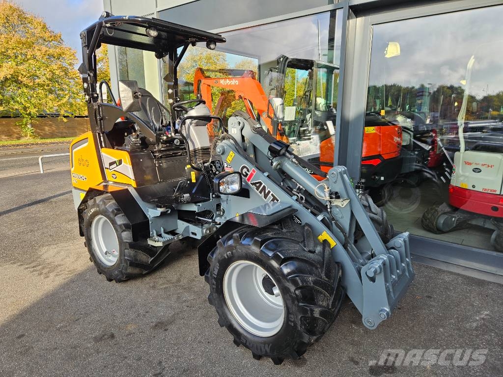 GiANT g2700hd + x-tra Mini loaders