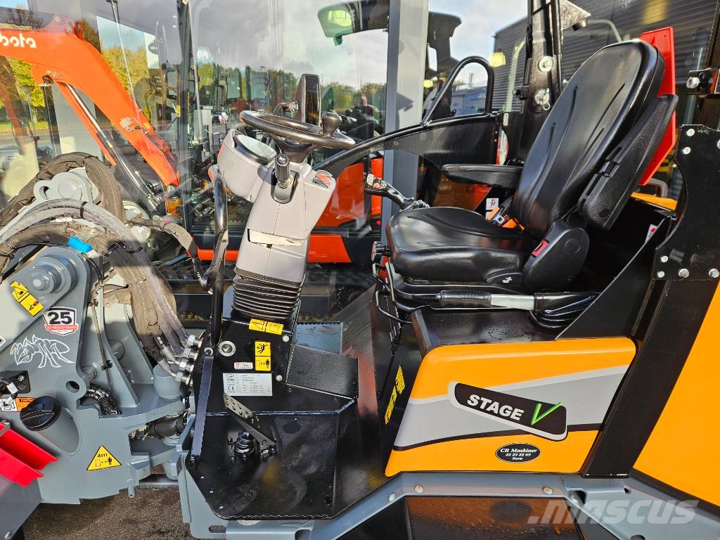 GiANT g2700hd + x-tra Mini loaders