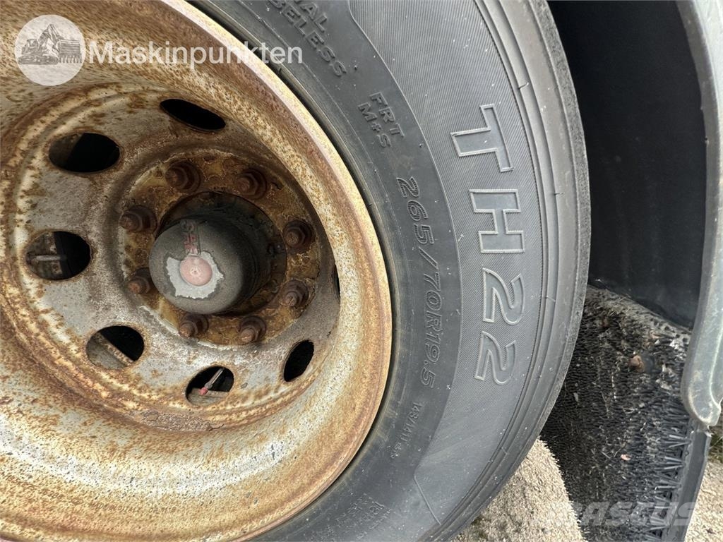 Fliegl SZS 380 Gesloten opleggers