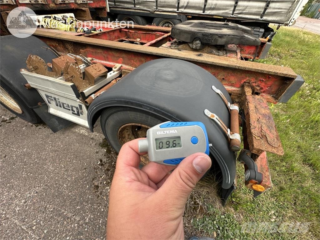 Fliegl SZS 380 Gesloten opleggers