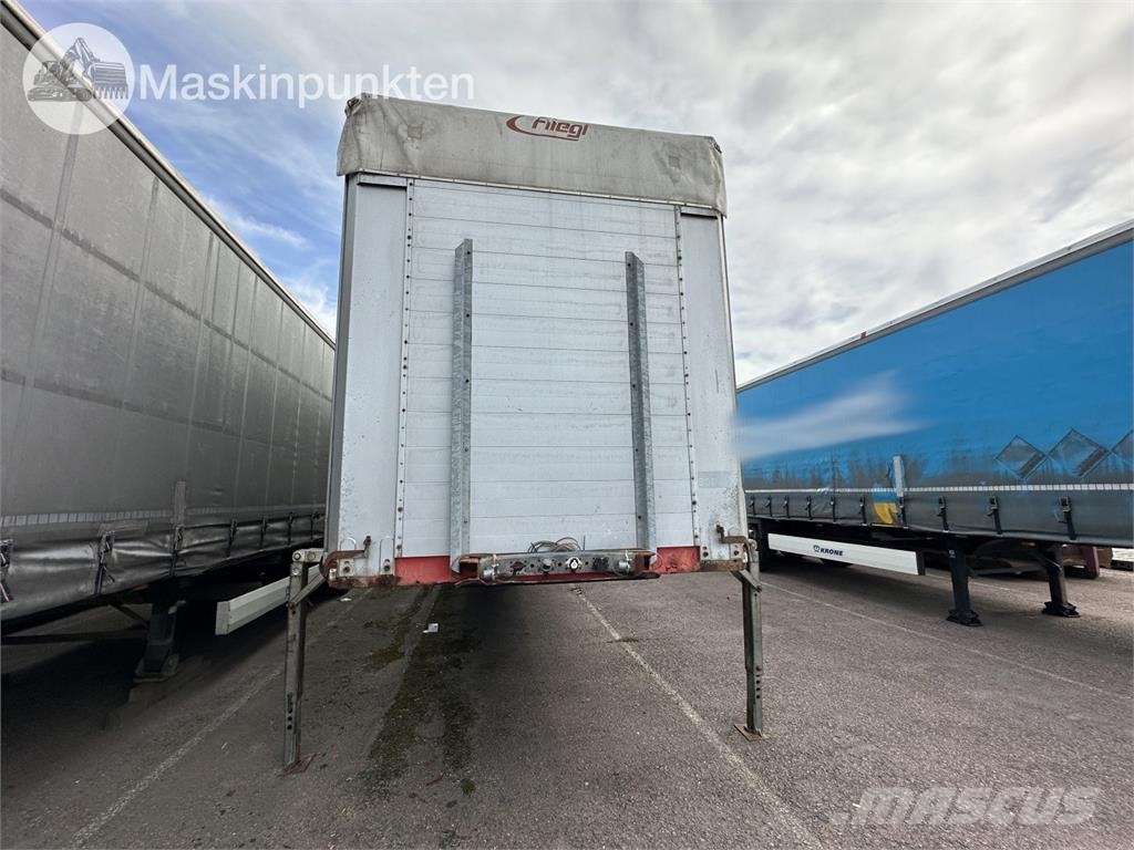 Fliegl SZS 380 Gesloten opleggers