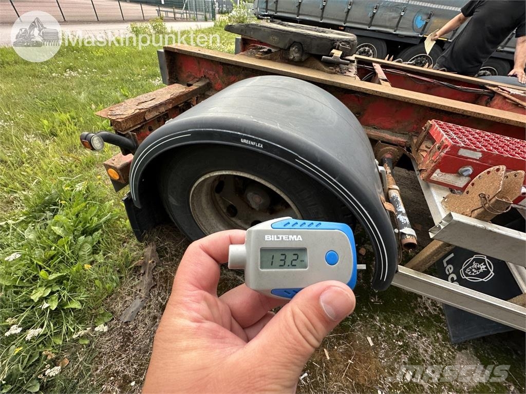 Fliegl SZS 380 Gesloten opleggers