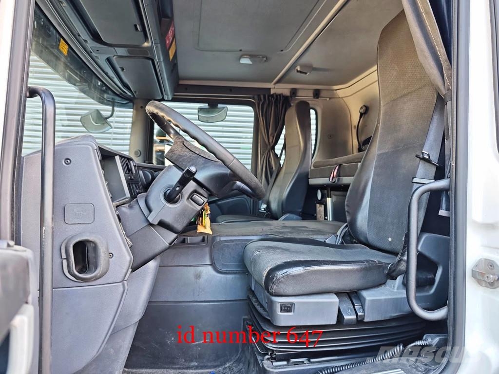 Scania P360 6x2 Bronto Skylift S56XR Camion nacelle
