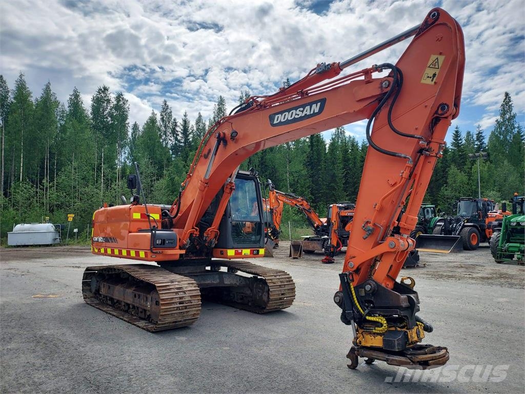 Doosan DX180LC Excavadoras sobre orugas
