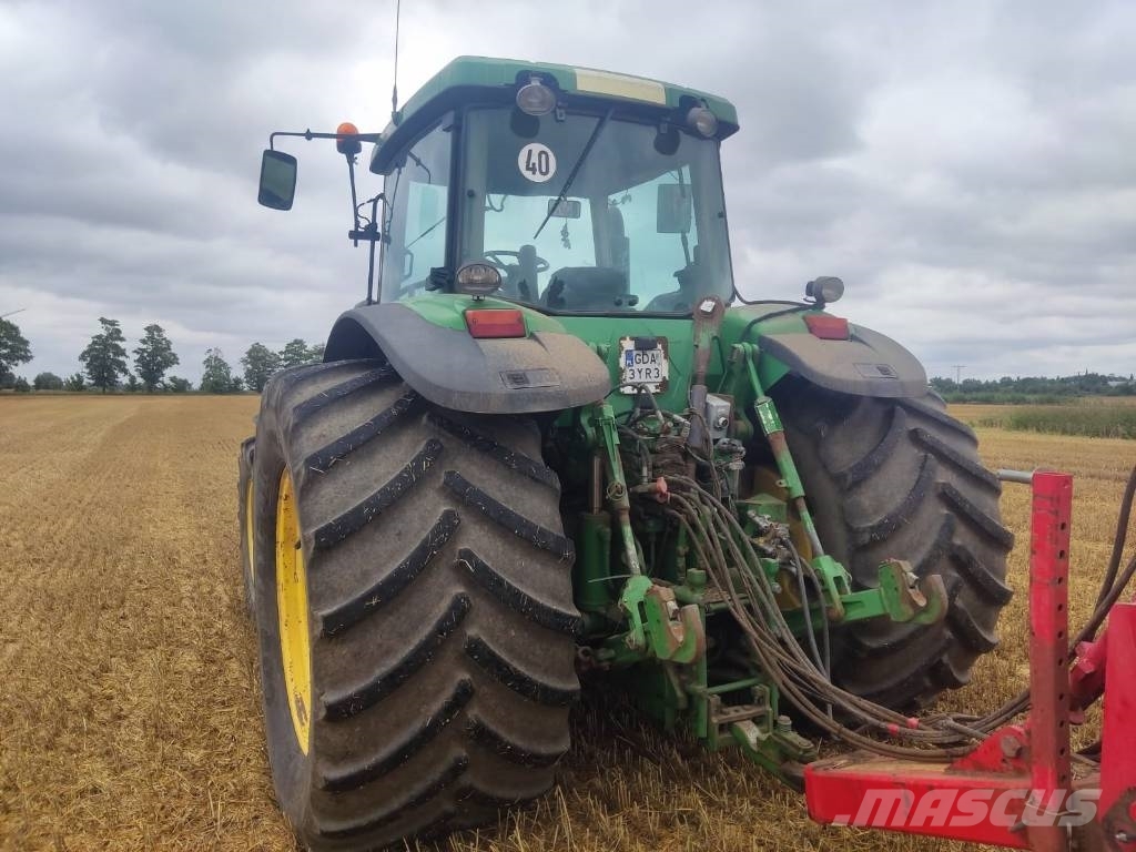 John Deere 8520 Tractors